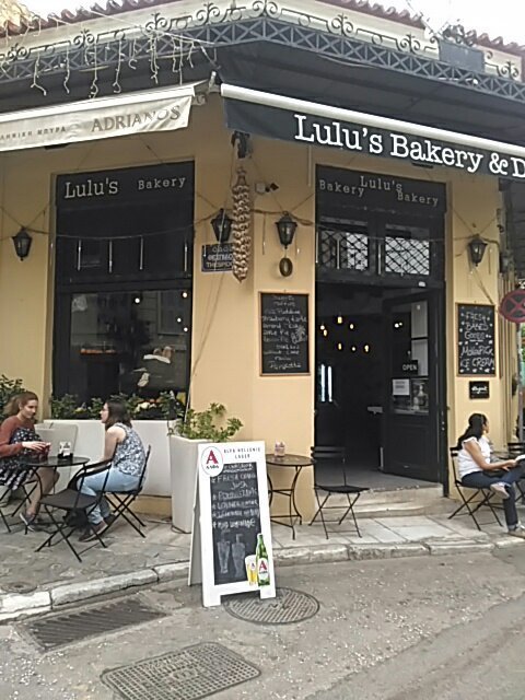 Lulu`s Bakery and Deli