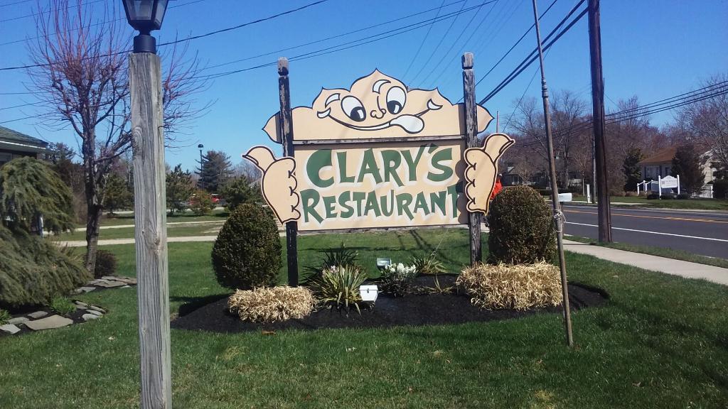 Clary`s Country Corner Restaurant